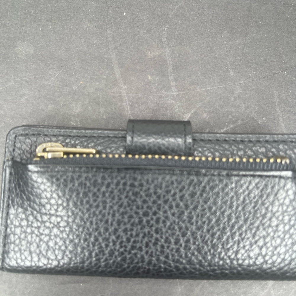 Burberrys Black Leather Key Holder - Picture 2 of 9